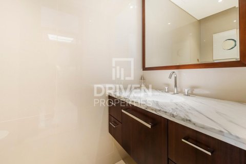 Apartamento en The Address Sky View Towers, Downtown Dubai (Downtown Burj Dubai), Dubai, 2 dormitorios, 157.84 m², № 144319 - foto 15