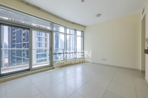 Снять в аренду квартиру в The Lofts, Даунтаун Дубай (Даунтаун Бурдж Дубай), Дубай: 1 спальня, 69.21м², № 145336 - фото 3