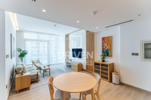 Appartement à EMAAR Beachfront, Dubai Harbour, Dubai, 1 chambre, 74.32 m², № 144166 - photo 3