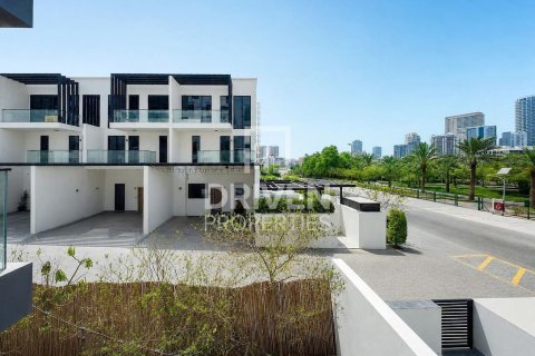 Appartement à Jumeirah Village Circle, Dubai, 1 chambre, 78.32 m², № 144668 - photo 12
