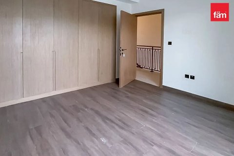 Townhouse in Dubai 4 bedrooms, 144 sq.m. № 143940 - photo 9