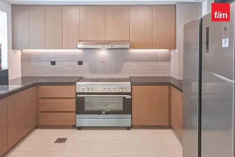 Townhouse in Dubai 4 bedrooms, 144 sq.m. № 143940 - photo 5