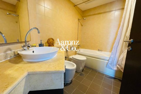 Appartement à Dubai Marina, Dubai, 2 chambres, 111 m², № 143769 - photo 11
