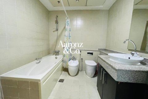 Appartement à Dubai Marina, Dubai, 2 chambres, 111 m², № 143769 - photo 14