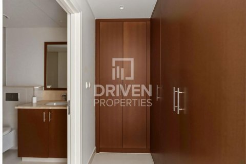 شقة في BLVD Crescent, وسط مدينة دبي, دبي 2 غرف نوم, 155.24 م² رقم 144432 - صورة 18
