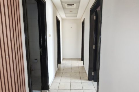 Appartement à Dubai, 2 chambres, 131 m², № 143581 - photo 4