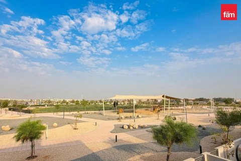 Villa in Dubai 4 bedrooms, 226.5 sq.m. № 143293