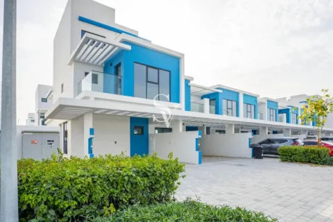 Townhouse in Damac Lagoons, Dubai 5 bedrooms, 220 sq.m. № 132732