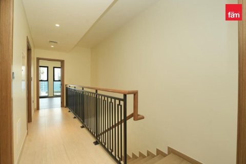 Townhouse in Dubai 4 bedrooms, 144 sq.m. № 143726 - photo 5