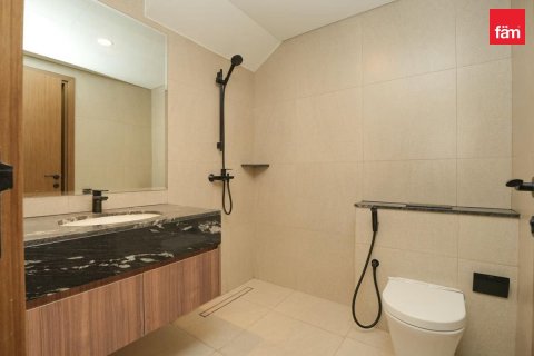 Townhouse in Dubai 4 bedrooms, 144 sq.m. № 143726 - photo 14
