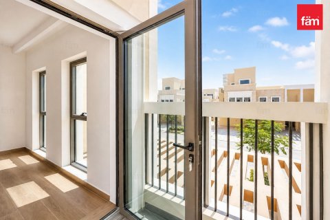Townhouse in Dubai 4 bedrooms, 144 sq.m. № 143718 - photo 17