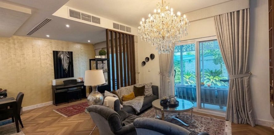 Maison de ville à Dubai, 3 chambres, 168 m², № 143687