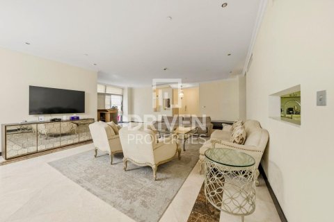 منزل ذو طابقين في Rimal, مساكن شاطئ جميرا, دبي 4 غرف نوم, 389.36 م² رقم 144277 - صورة 2