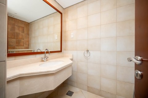 Apartment in Jumeirah Beach Residence, Dubai 2 bedrooms, 153.55 sq.m. № 145798 - photo 14