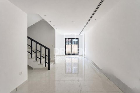 Appartement à Al Furjan, Dubai, 3 chambres, 281.03 m², № 144876 - photo 2