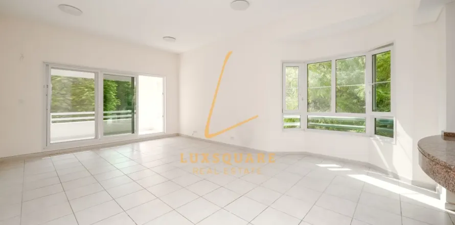 Apartment in Green Community West, Green Community, Dubai 2 bedrooms, 144 sq.m. № 143757