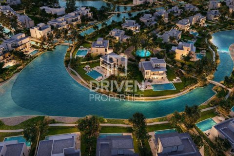 Villa en Dubai, 5 dormitorios, 953.37 m², № 144856 - foto 8