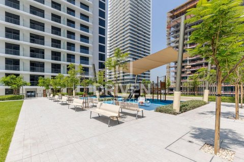 Apartment in EMAAR Beachfront, Dubai Harbour, Dubai 2 bedrooms, 106.1 sq.m. № 145544 - photo 17