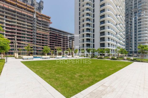 Apartment in EMAAR Beachfront, Dubai Harbour, Dubai 2 bedrooms, 106.1 sq.m. № 145544 - photo 14