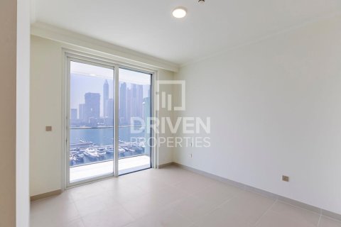 Apartment in EMAAR Beachfront, Dubai Harbour, Dubai 2 bedrooms, 106.1 sq.m. № 145544 - photo 5