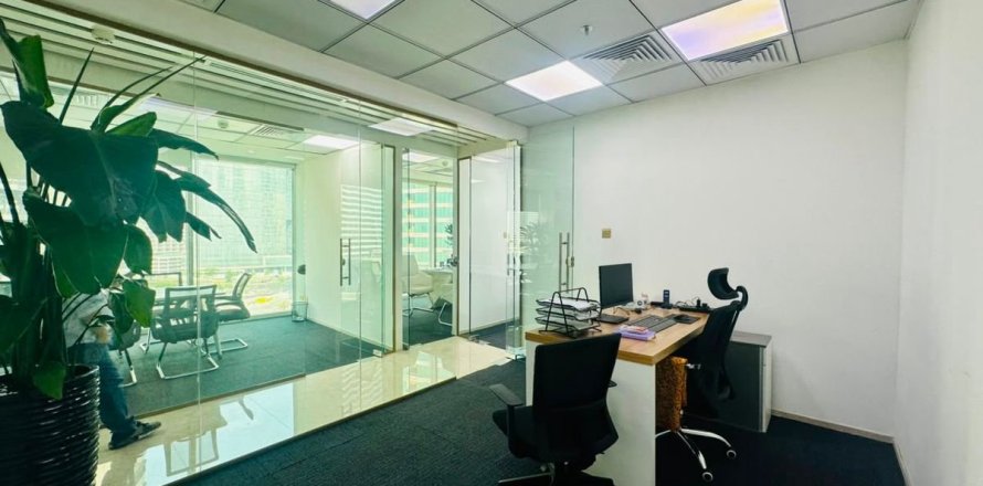 Office in Dubai 80.5 sq.m. № 143833