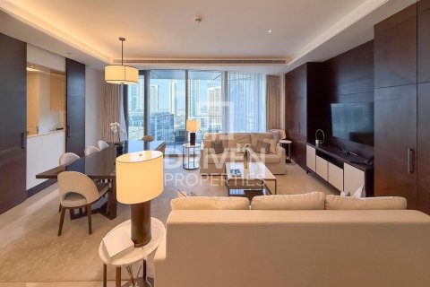 Apartment in The Address Sky View Towers, Downtown Dubai (Downtown Burj Dubai), Dubai 3 bedrooms, 187.76 sq.m. № 145119 - photo 3
