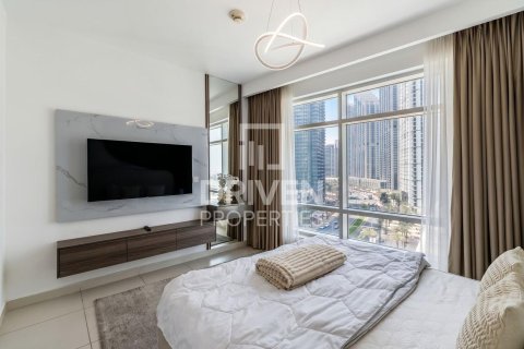 Appartement à The Lofts, Downtown Dubai (Downtown Burj Dubai), Dubai, 2 chambres, 120.5 m², № 144331 - photo 9