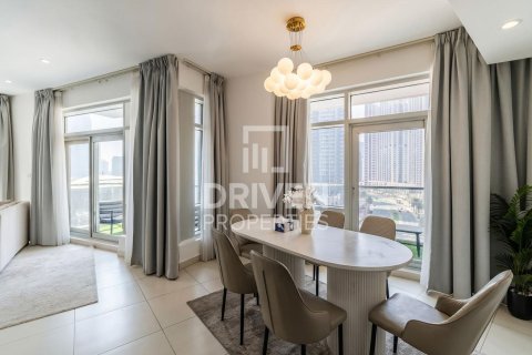 Appartement à The Lofts, Downtown Dubai (Downtown Burj Dubai), Dubai, 2 chambres, 120.5 m², № 144331 - photo 3