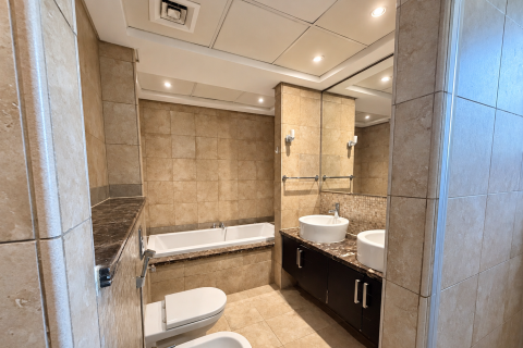 Villa in Jumeirah Park, Dubai 3 bedrooms, 374 sq.m. № 145721 - photo 14