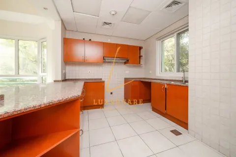 Apartment in Green Community West, Green Community, Dubai 2 bedrooms, 144 sq.m. № 144082 - photo 3