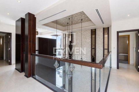 Villa en Jumeirah Park, Dubai, 5 dormitorios, 932.28 m², № 144445 - foto 17
