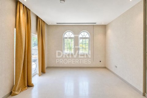 Villa en Jumeirah Park, Dubai, 5 dormitorios, 932.28 m², № 144445 - foto 19