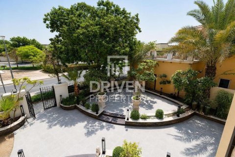 Villa en Jumeirah Park, Dubai, 5 dormitorios, 932.28 m², № 144445 - foto 26