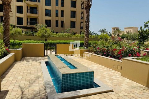 Купить квартиру в Madinat Jumeirah Living, Умм-Сукейм, Дубай: 4 спальни, 247м², № 15668 - фото 17