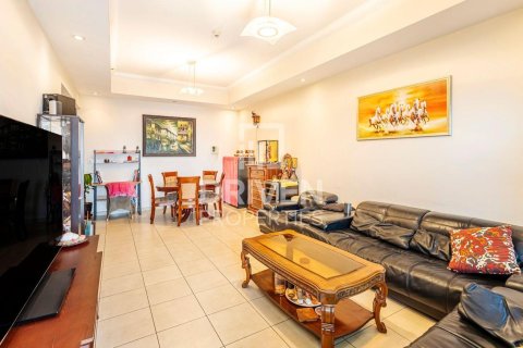Снять в аренду квартиру в Churchill Towers, Бизнес-Бэй, Дубай: 2 спальни, 136.75м², № 129539 - фото 11