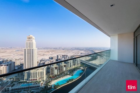 Квартира в Дубае, 3 спальни, 167.1м², № 100272