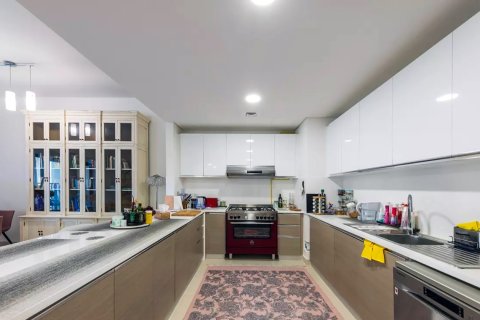 Apartment in Jumeirah Golf Estates, Dubai 4 bedrooms, 216 sq.m. № 30433