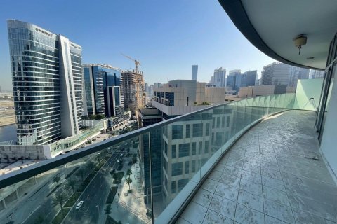 Apartment in Business Bay, Dubai 2 bedrooms, 125.6 sq.m. № 53183 - photo 18