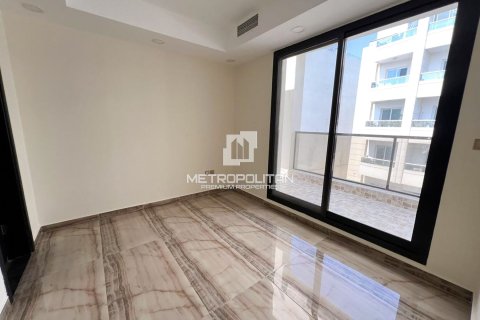 Adosado en Jumeirah Village Circle, Dubai, 4 dormitorios, 310 m², № 73694