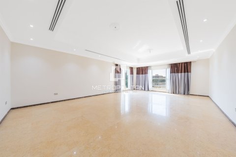 Villa in Al Barsha, Dubai 6 bedrooms, 929 sq.m. № 73695 - photo 12