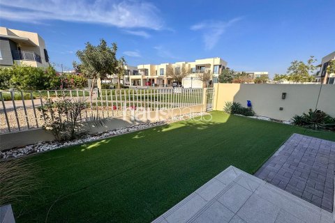 Villa in Maple at Dubai Hills Estate, Dubai Hills Estate, Dubai 4 bedrooms, 283 sq.m. № 45201