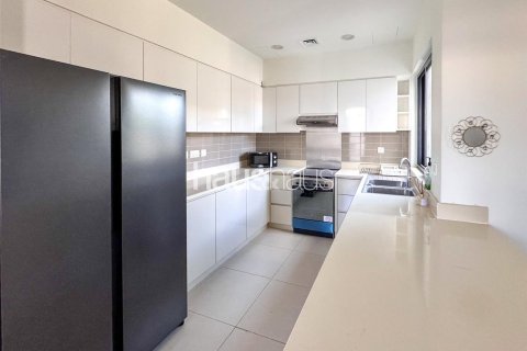 Снять в аренду виллу в Maple at Dubai Hills Estate, Дубай Хилс Эстейт, Дубай: 4 спальни, 283м², № 45201 - фото 13