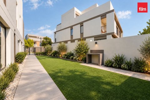 Villa in Tilal Al Ghaf, Dubai 5 bedrooms, 270.7 sq.m. № 141772 - photo 5