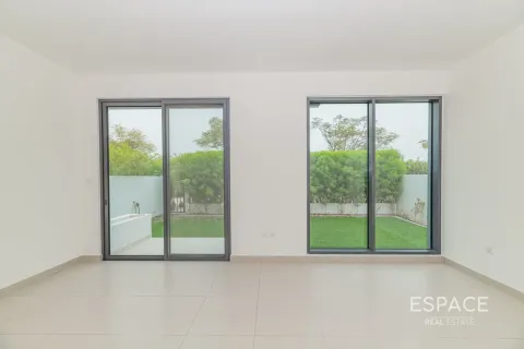 Villa à Dubai Hills Estate, Dubai, 4 chambres, 231 m², № 122903