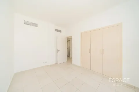 Villa en Springs 6, The Springs, Dubai, 3 dormitorios, 209 m², № 122905 - foto 10