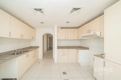 Villa en Springs 6, The Springs, Dubai, 3 dormitorios, 209 m², № 122905 - foto 5