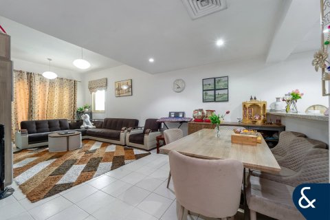 Appartement à Greens, Dubai, 2 chambres, 107 m², № 75942 - photo 2
