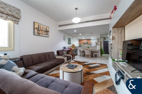 Apartamento en Greens, Dubai, 2 dormitorios, 107 m², № 75942