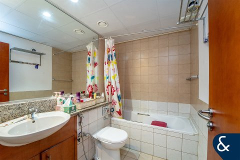 Appartement à Greens, Dubai, 2 chambres, 107 m², № 75942 - photo 10