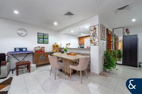 Appartement à Greens, Dubai, 2 chambres, 107 m², № 75942 - photo 3
